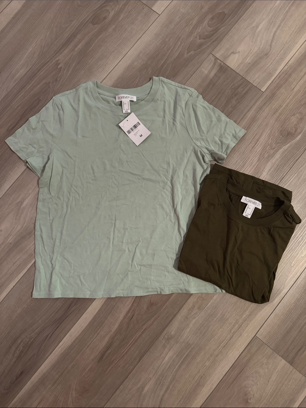 Forever 21 Mint & Olive Short Sleeve Tee Duo